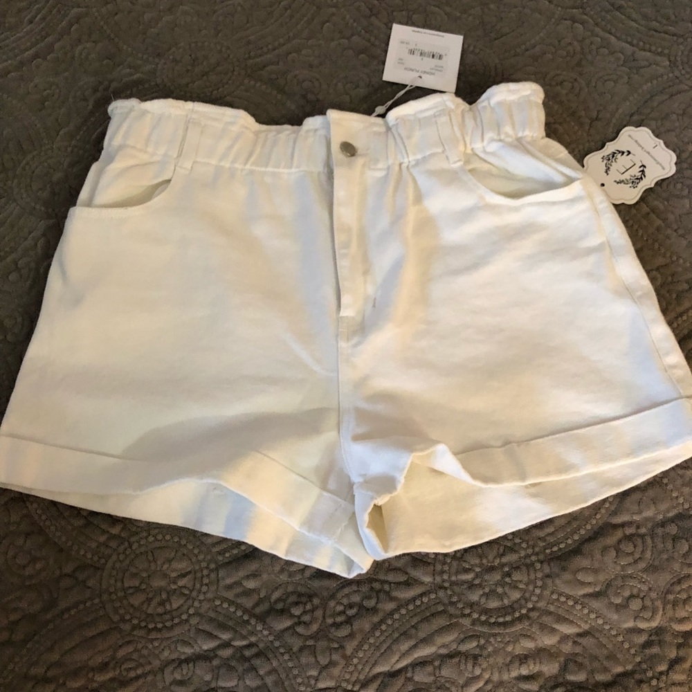 White high waisted shorts